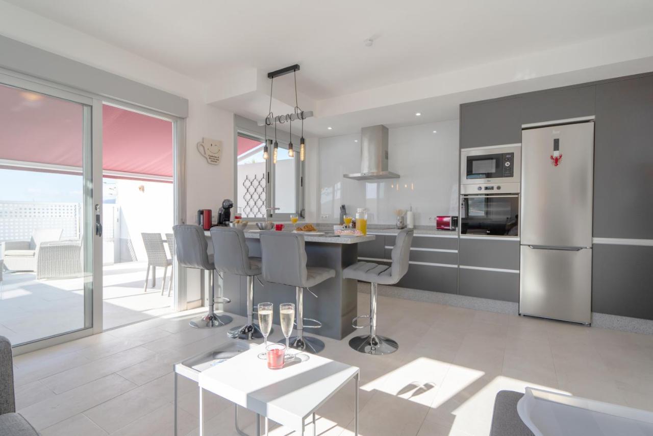 Luxurious Apartment With Large Terrace And Sea Views Tabaiba Buitenkant foto
